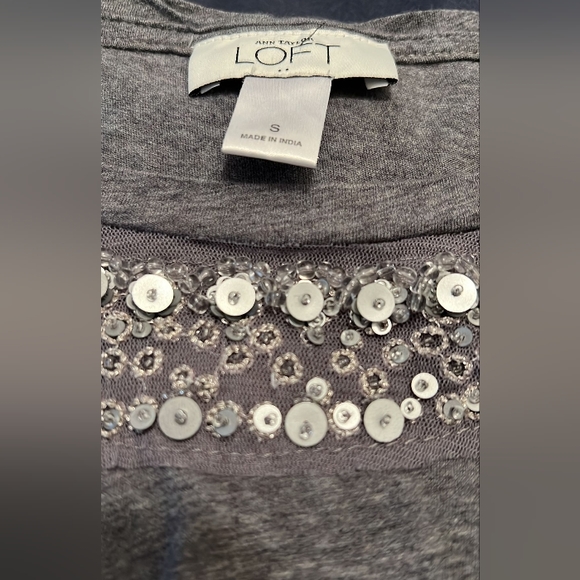 Gray Ann Taylor Loft Shirt with gorgeous decorative sequence and beads - Picture 3 of 4